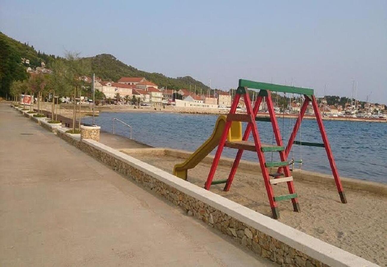 Holiday Home Villa Jadran - 10 M From Beach Preko Exterior foto