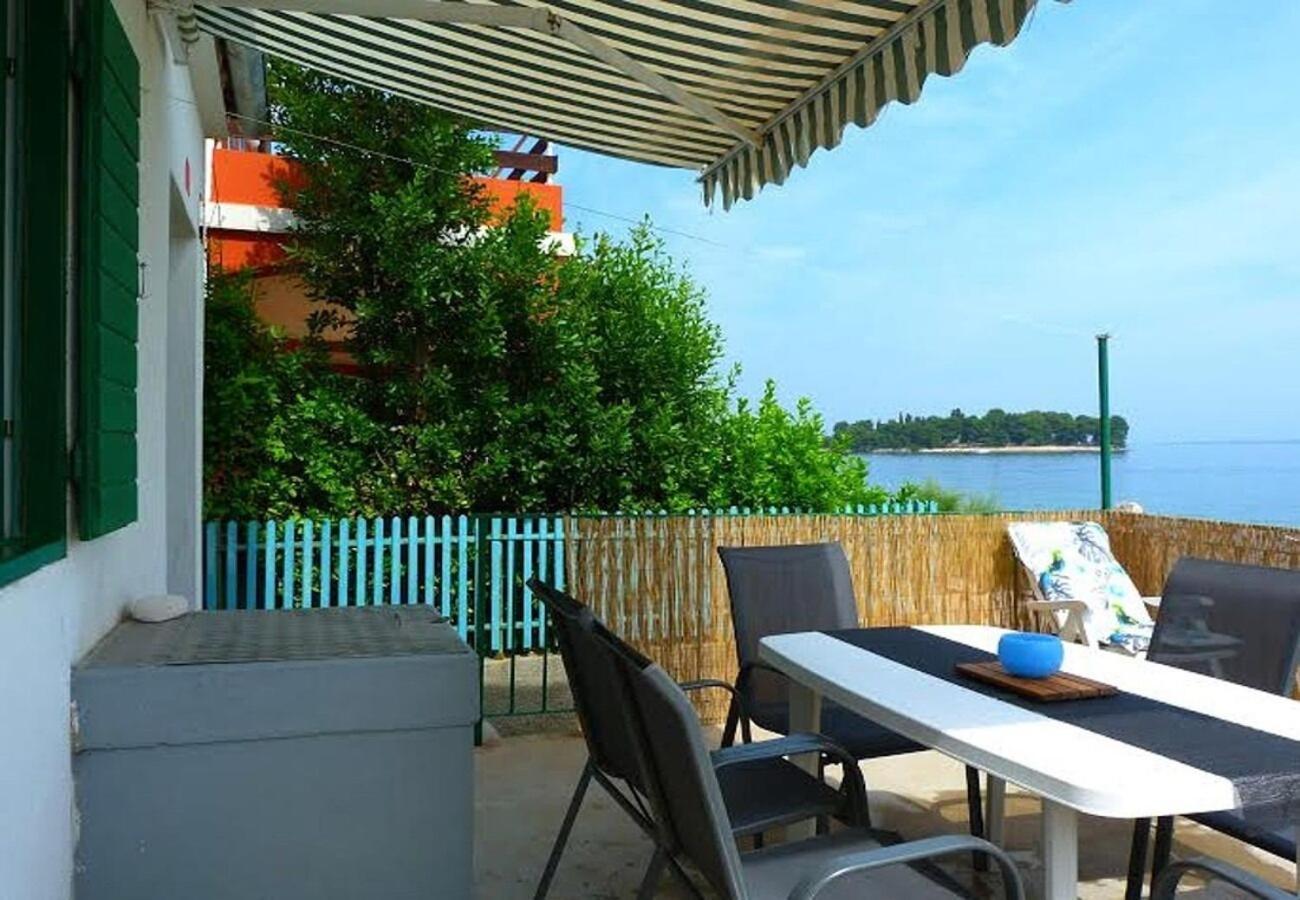 Holiday Home Villa Jadran - 10 M From Beach Preko Exterior foto
